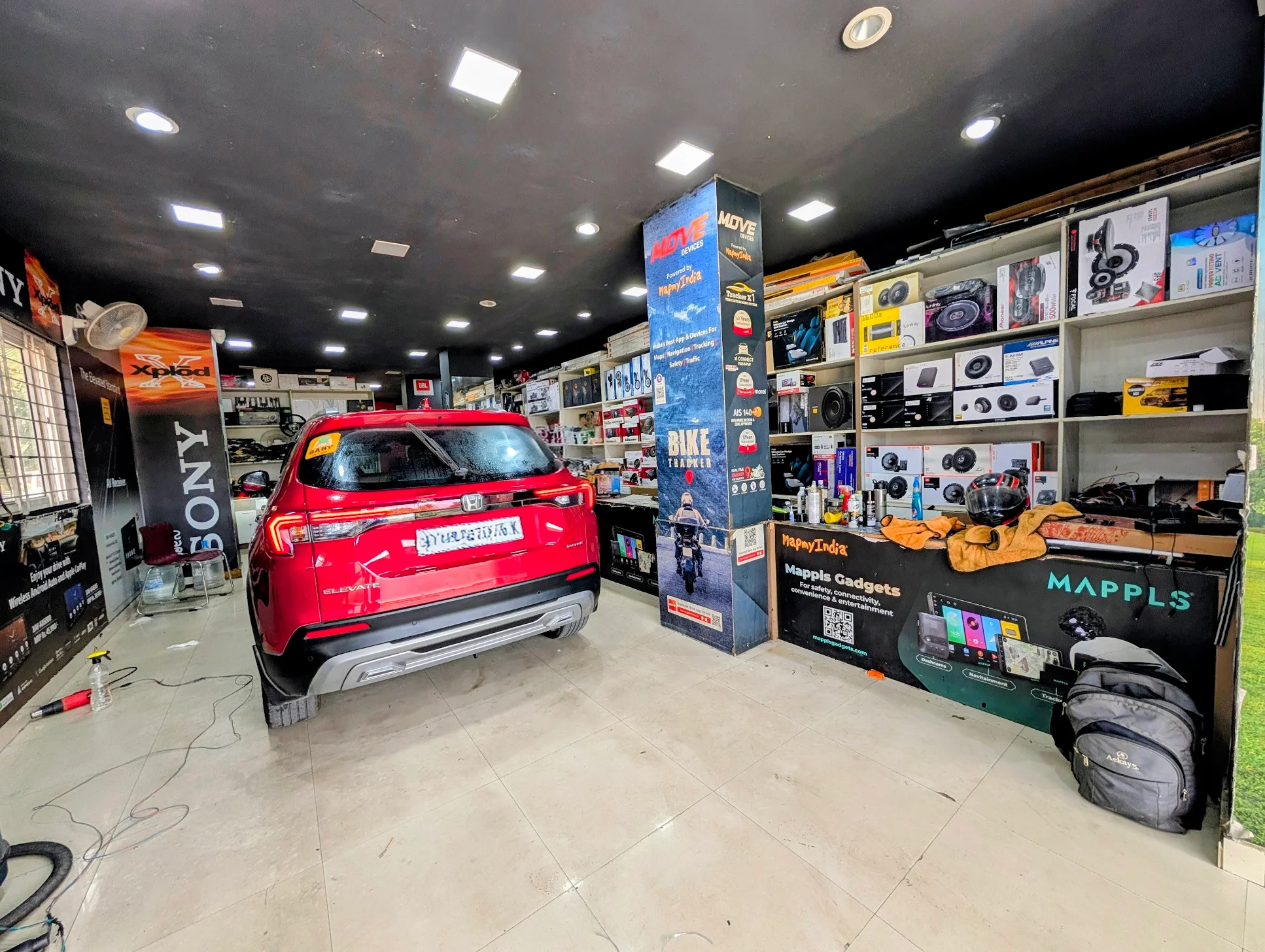 Car Accessories Near Me: Quick Guide to Find the Best Shops & Upgrades (2026)